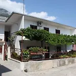 Studio Apartments - Sea View